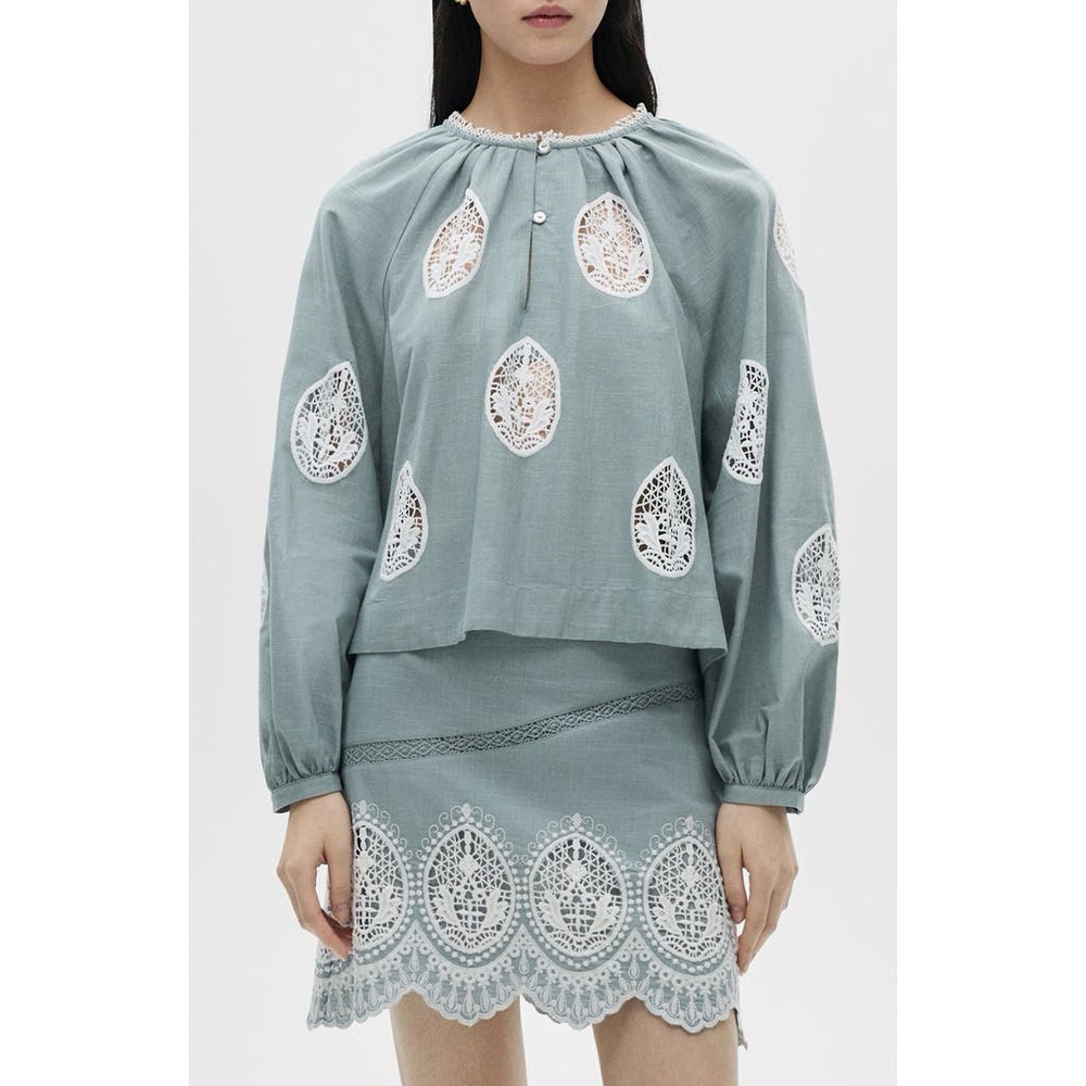 Mango MNG Embroidered Details Blouse Blue Bleu White Lace Detail